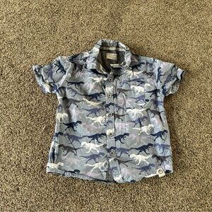 Free Planet Gray/Blue Dinosaur Print Short Sleeve Button Down Shirt, Size 5